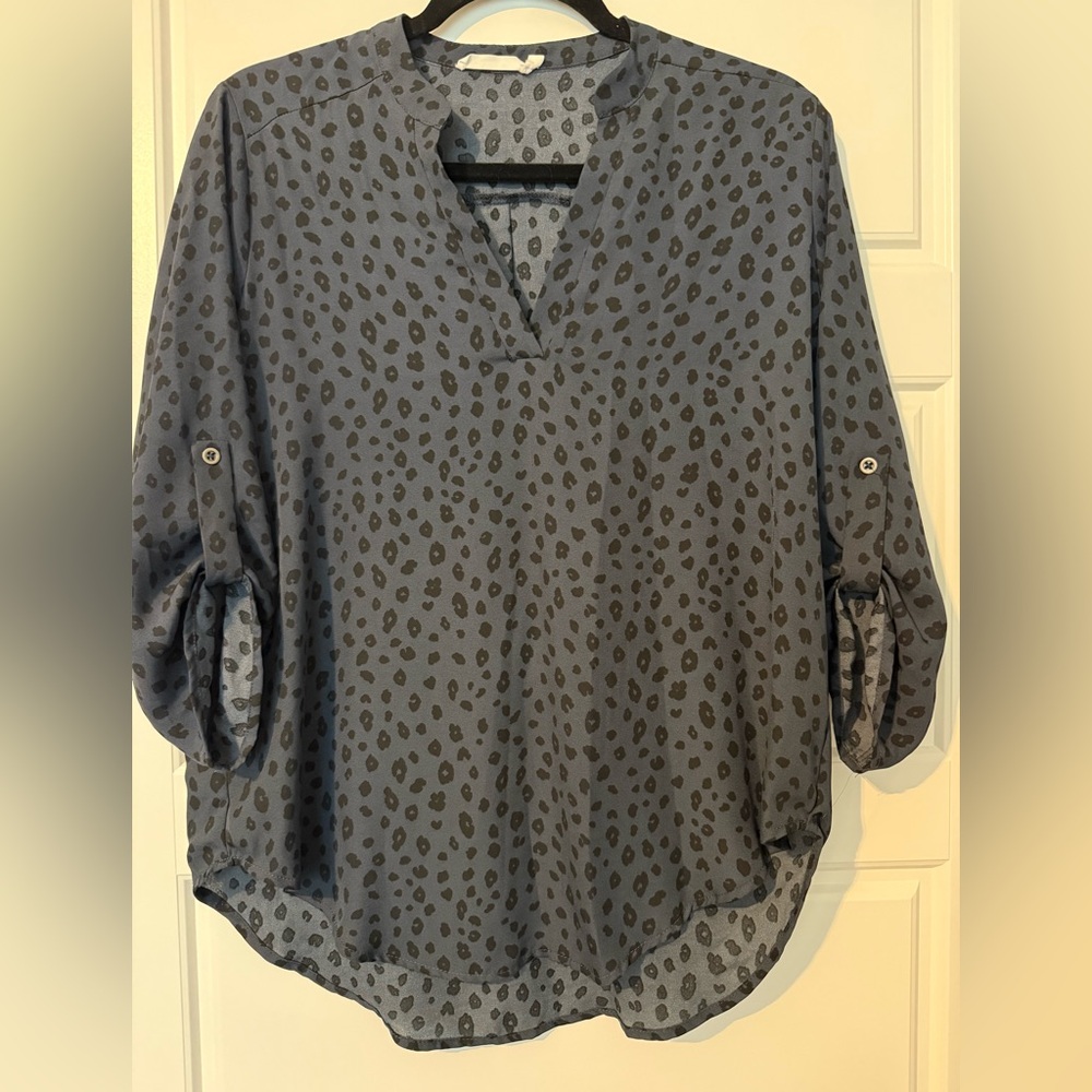 LUSH// Charcoal Gray leopard top